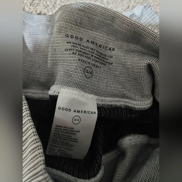 Good American Light Gray Ribbed Leggings - Picture 3 of 3